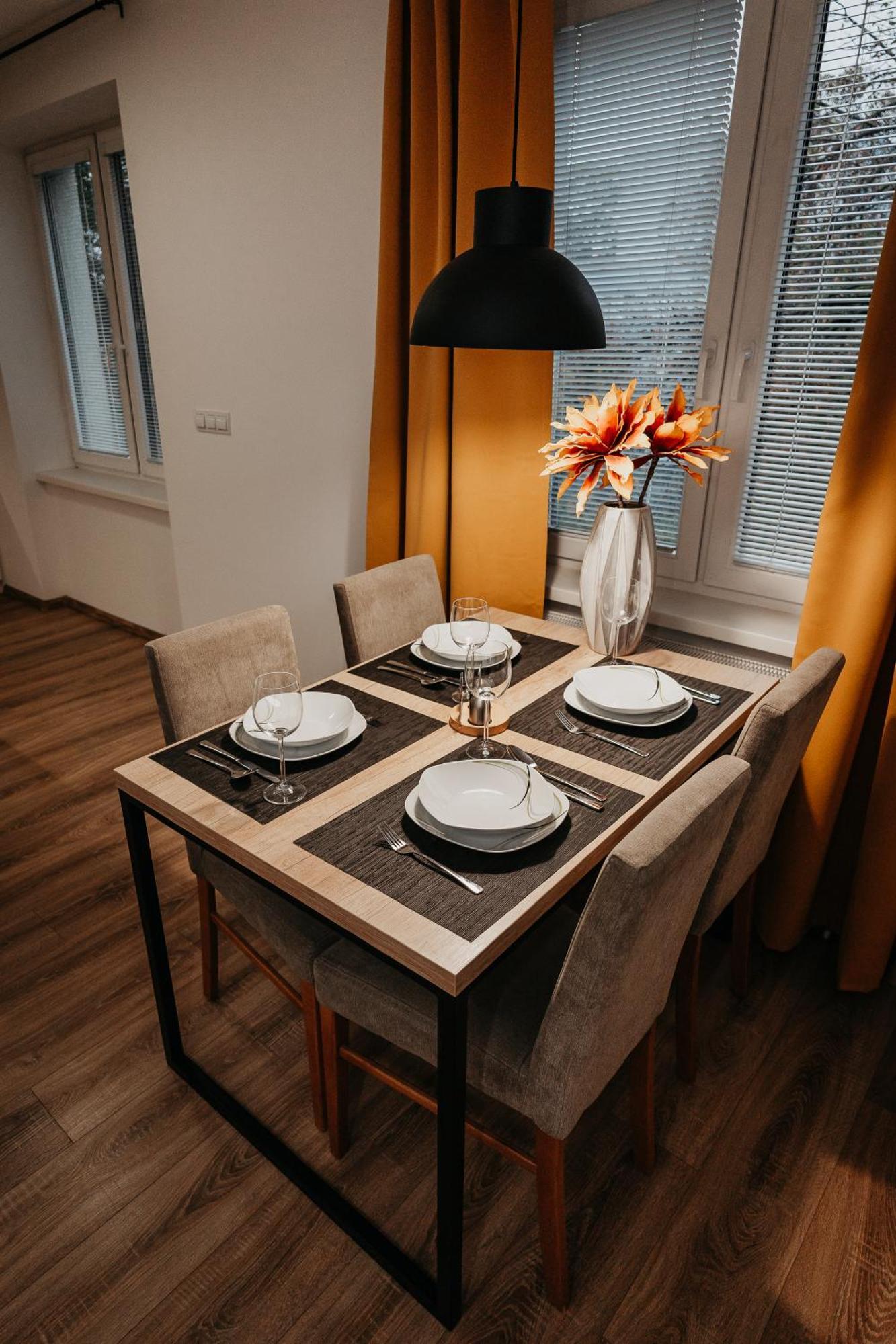 Old Town City Center Apartment 2 - Private Parking Included Caşonia Exterior foto